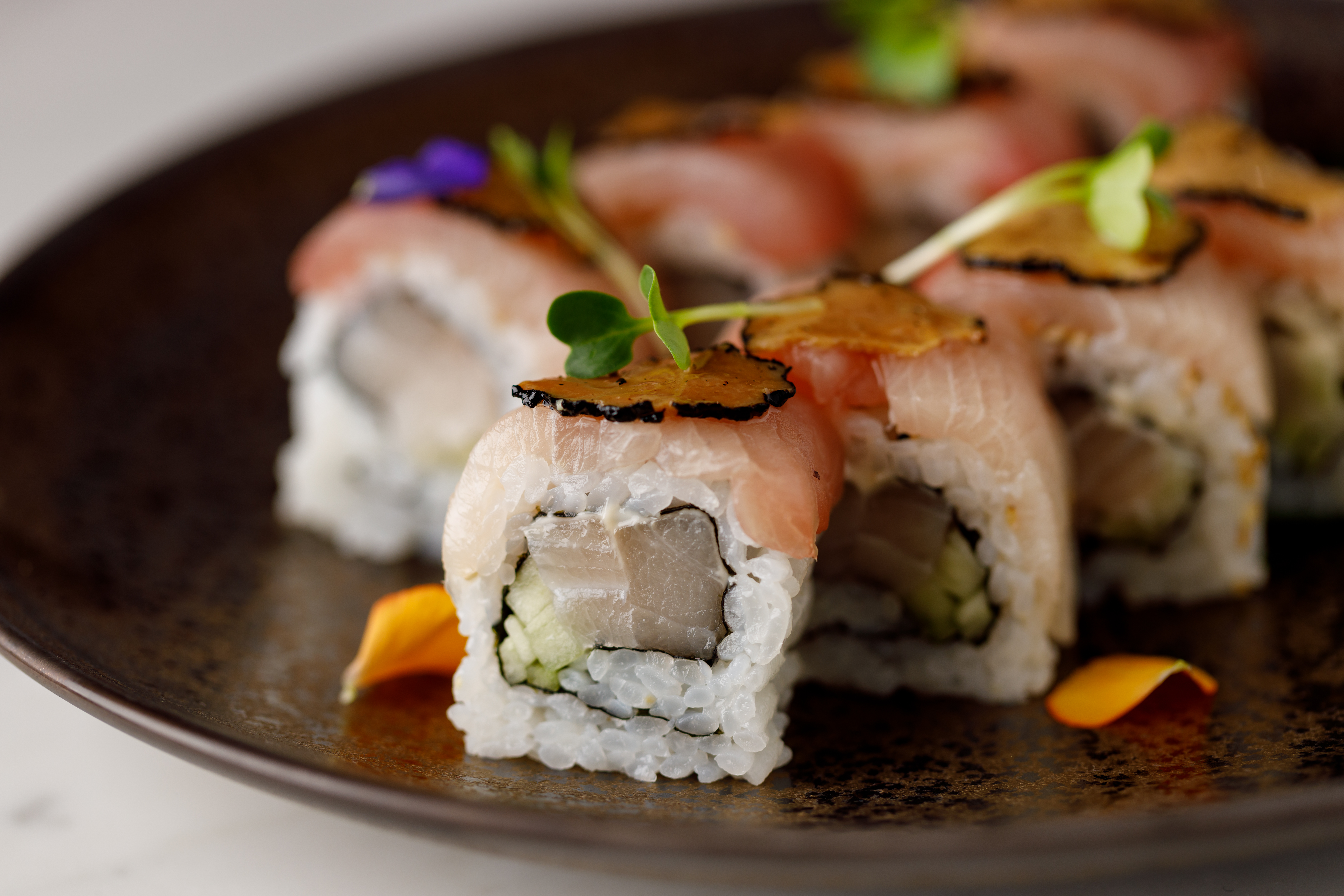 Uramaki-Ricciola-Tartufata