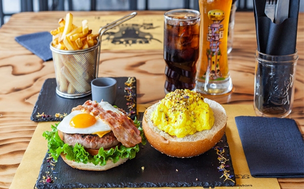 World Hamburger Day|||