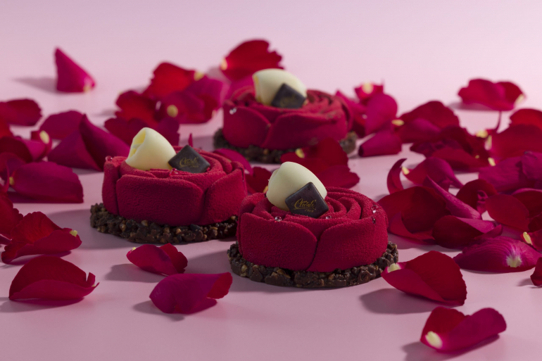 Festa della Mamma 2022: nella pasticceria Clivati la dolcezza si presenta sotto forma di rosa