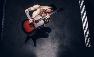 Citazioni e canzoni: come la musica influenza la conoscenza popolare|||