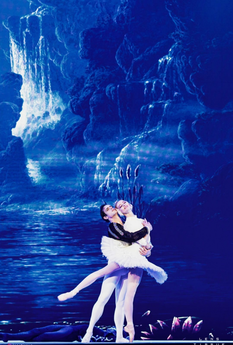 &quot;Il lago dei Cigni&quot; in Spagna e Arabia Saudita: il bello e l&#039;arte non conoscono limiti neanche per la Romae Capital Ballet