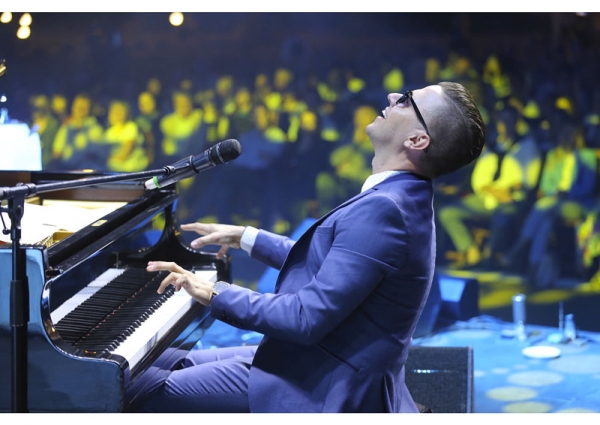 Matthew Lee e il suo Swing Rock &amp; Love Tour|||