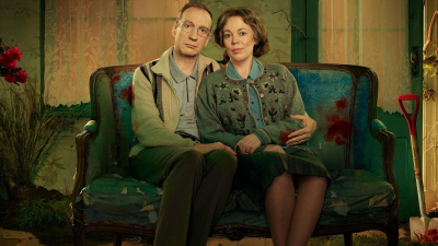 Olivia Colman e David Thewlis sono due assassini in fuga in "Landscapers", la nuova miniserie Sky-HBO|||