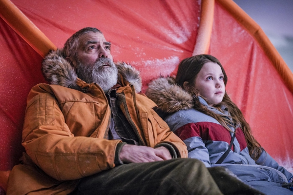 The Midnight Sky: da oggi su Netflix il nuovo film post-apocalittico di e con George Clooney|||