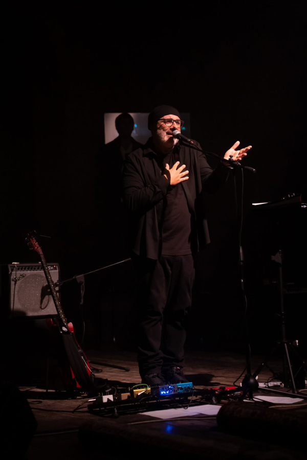 Per andare dietro a un frutto neanche cos&igrave; buono come la mela, ci siamo persi il Paradiso- Intervista a Vincenzo Greco