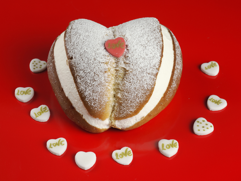 San Valentino, il cuore di maritozzo di Matteo Cunsolo|||